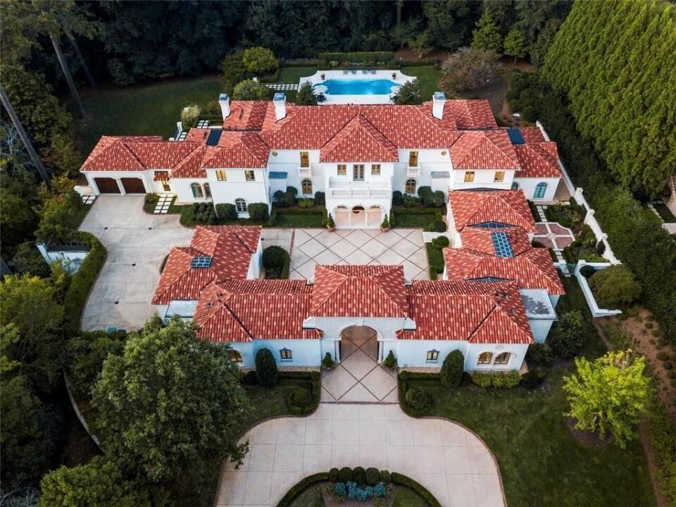 #3. 439 Blackland Rd NW, Atlanta